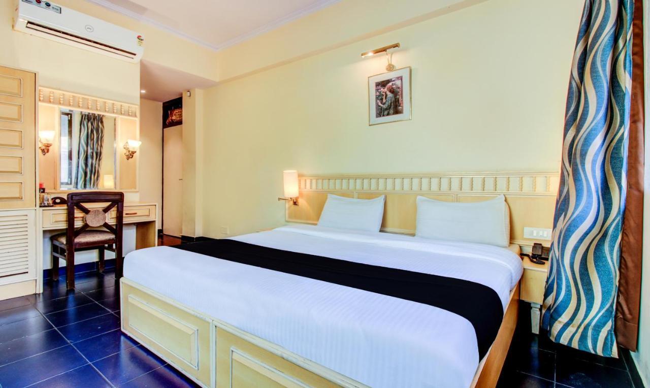 Hotel Kadamb Residency Bombay Esterno foto