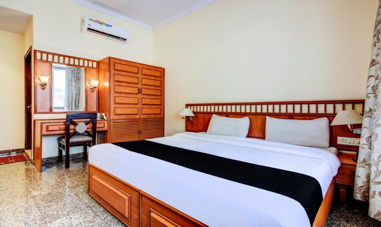 Hotel Kadamb Residency Bombay Esterno foto
