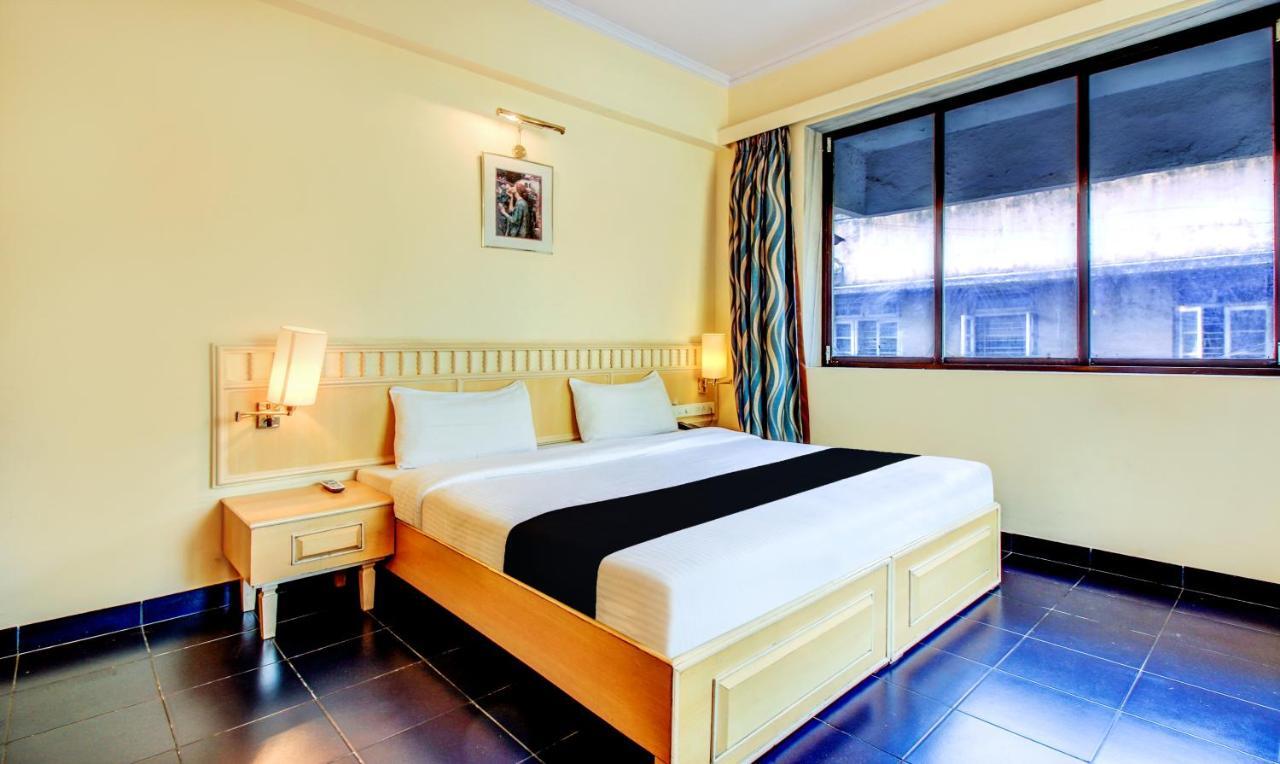 Hotel Kadamb Residency Bombay Esterno foto